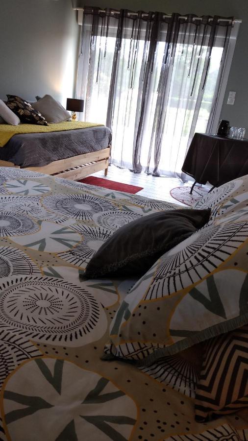 Bed and Breakfast La Mancine Laulan Jau-Dignac-et-Loirac Zewnętrze zdjęcie