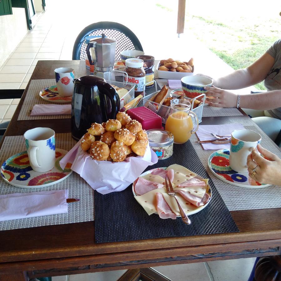 Bed and Breakfast La Mancine Laulan Jau-Dignac-et-Loirac Zewnętrze zdjęcie