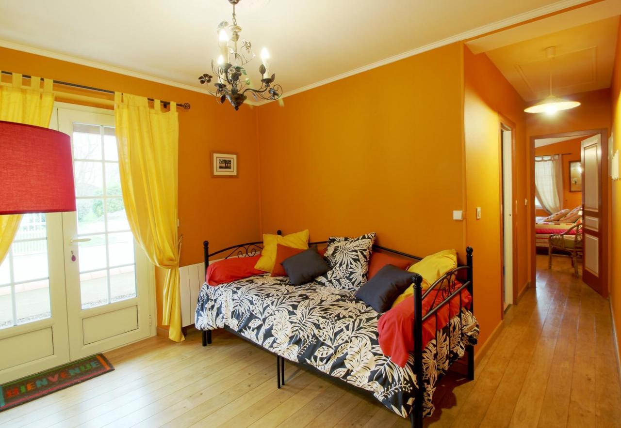 Bed and Breakfast La Mancine Laulan Jau-Dignac-et-Loirac Zewnętrze zdjęcie